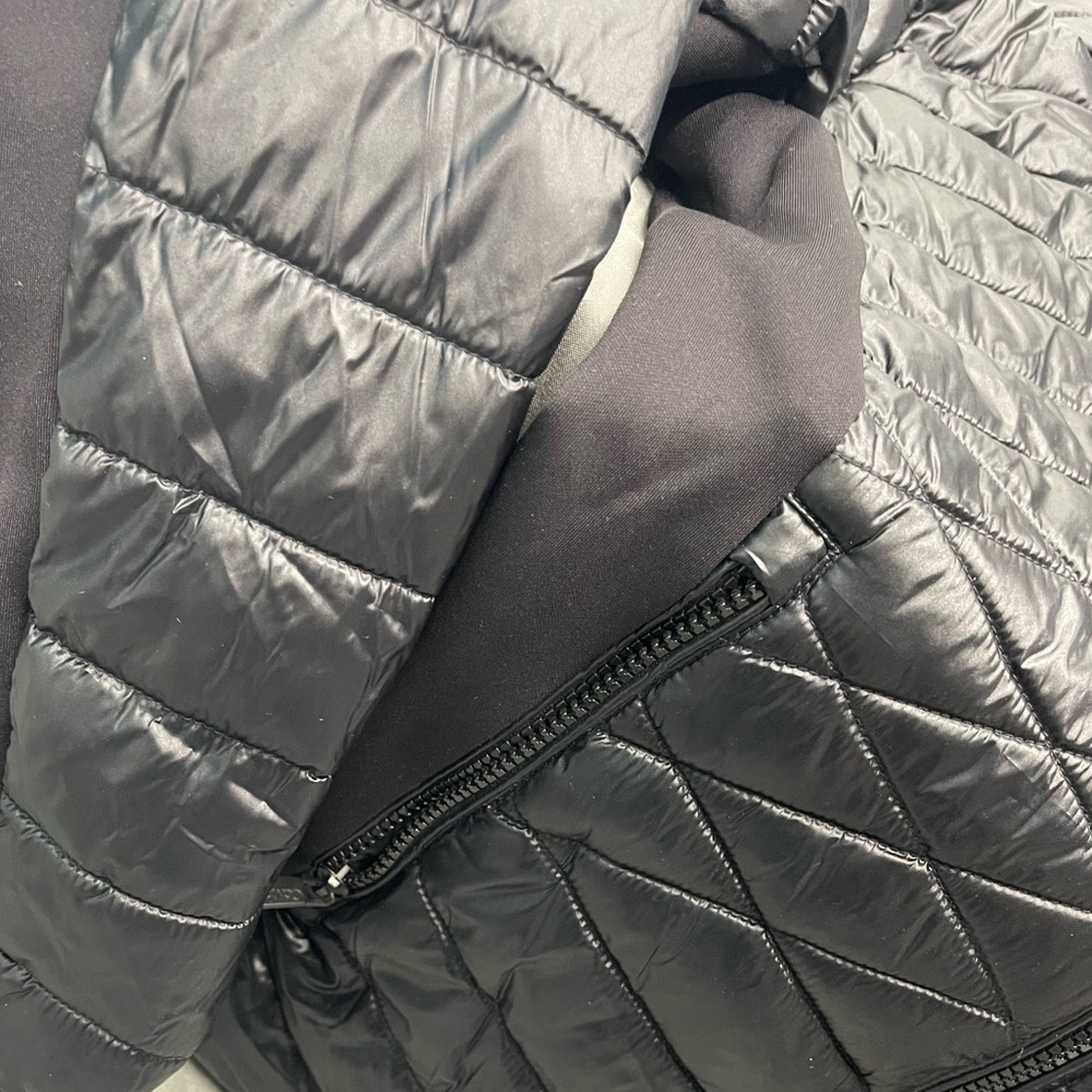 Calvin Klein Performance Puffer Jacket - Picture 8 of 8